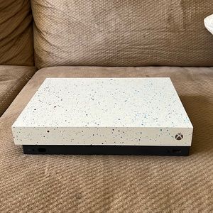 Xbox One X 2K20 edition